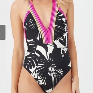 Trina Turk Black and white halter one piece swimsuit size 6, nwt